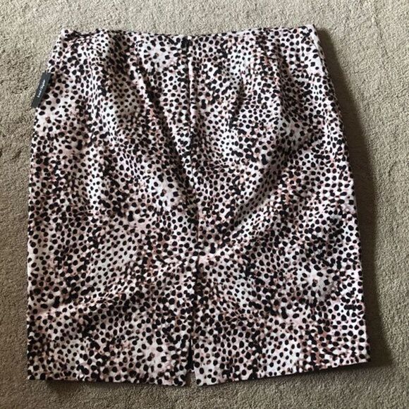 Lord & Taylor Pencil Skirt Plus Sze 20W Khaki Sand - Picture 6 of 8